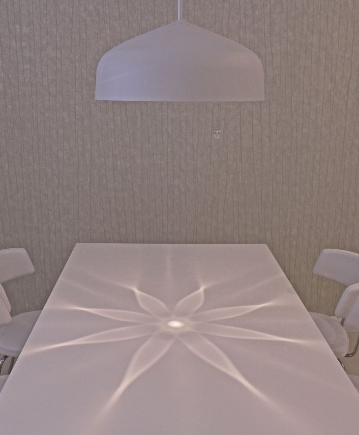 LED-riippuvalaisin Illusia Ø 500x300 mm valkoinen