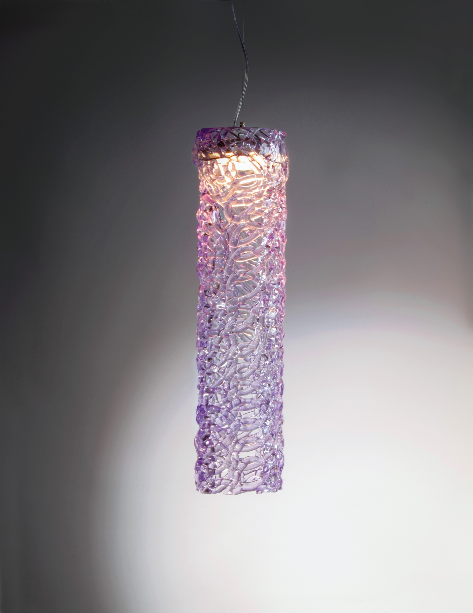 LED-riippuvalaisin Pitsi Tube Ø 150x600 mm magenta