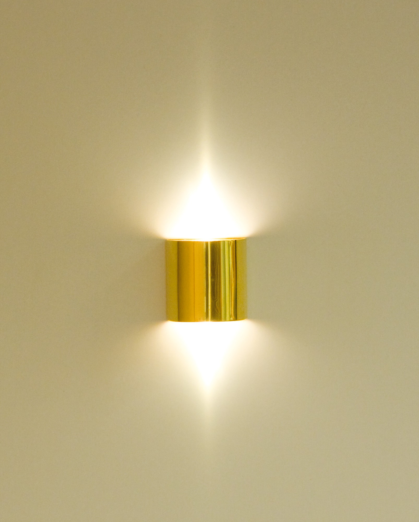 Seinävalaisin SX LED 1W kullattu kylmä sävy