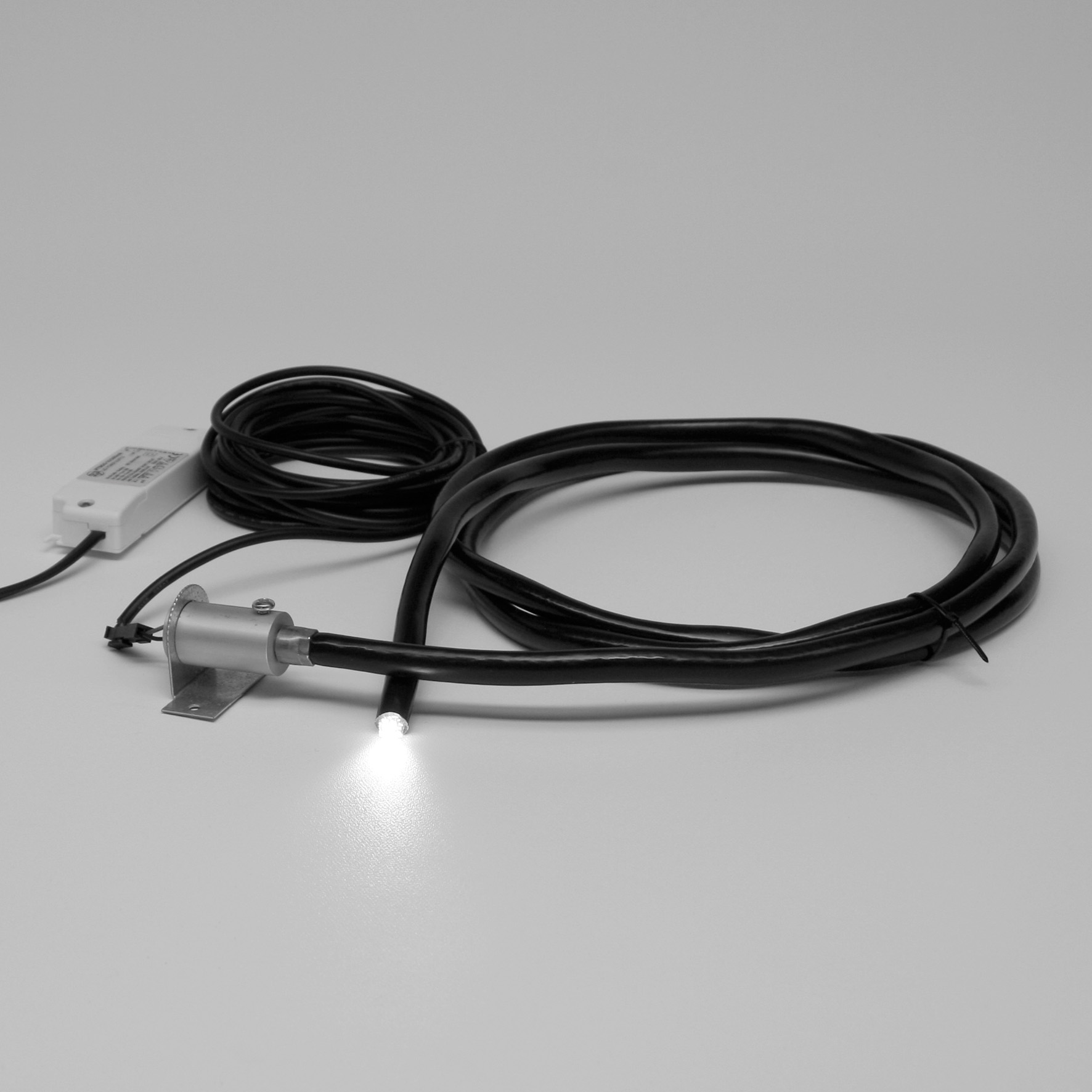 Tähtitaivassarja VPL10K-75 Mini Mini kuidut 75 kpl x 2,5 m + VPL10 projektori 1W LED kylmä