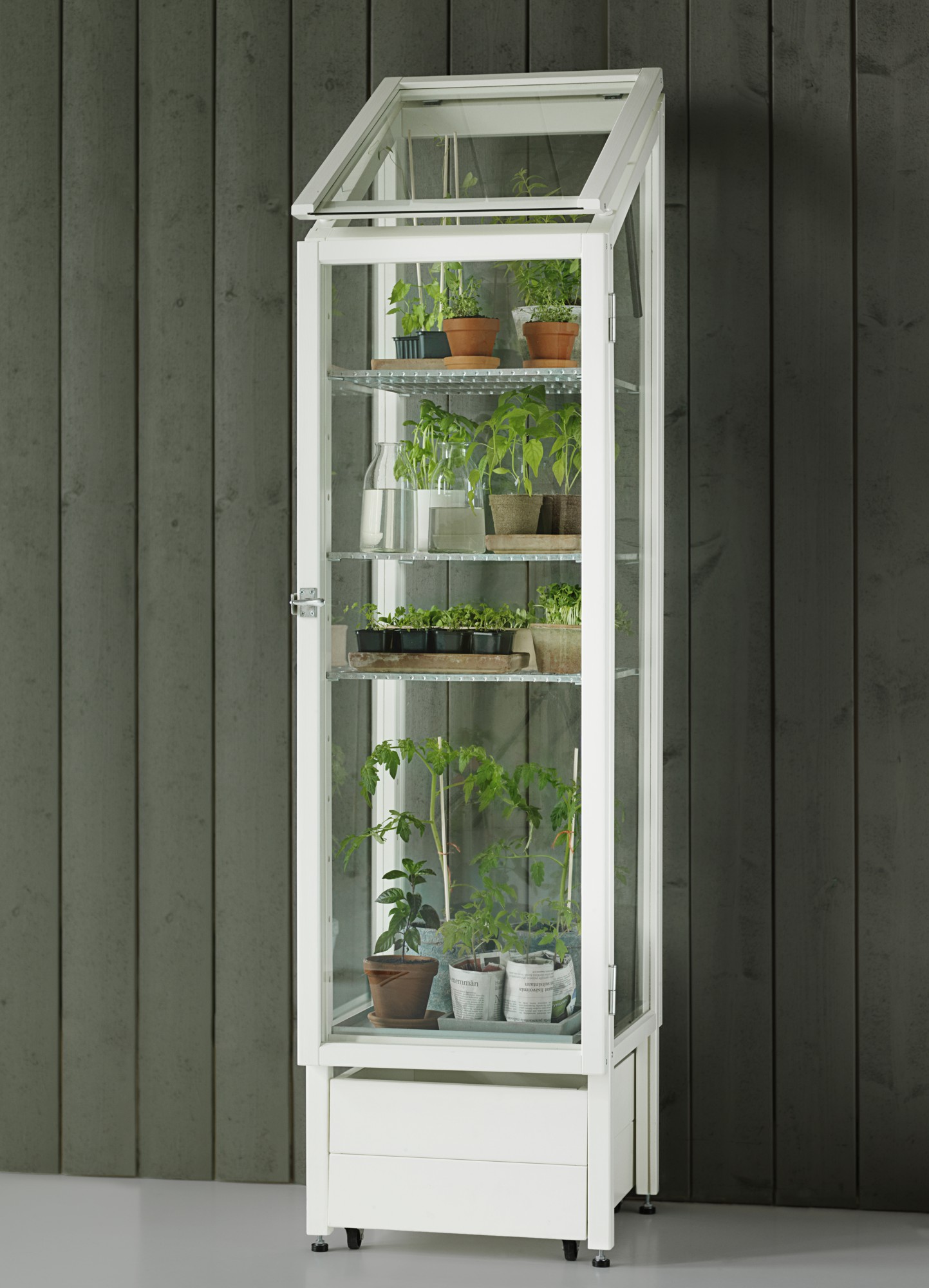 Kekkilä Vihervitriini 493x555x1930 mm 1-ovinen käytössä