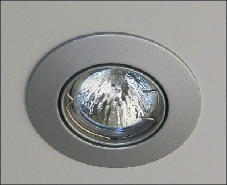 Valettu alasvalo metalli CT-3107 metalli