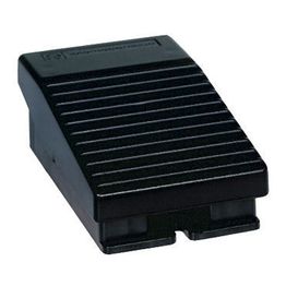 Jalkakytkin XPEA110 1s 1a 1-portainen