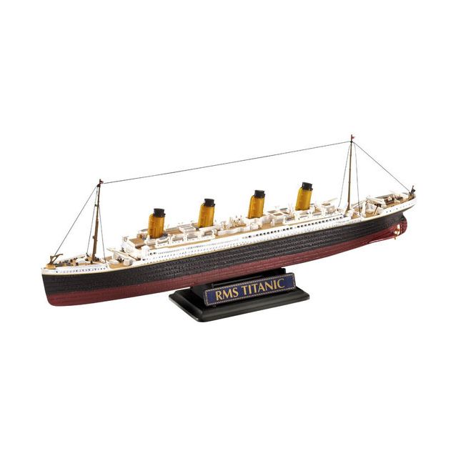 Pienoismallien lahjapakkaus Revell Titanic, 1:700 ja 1:1200