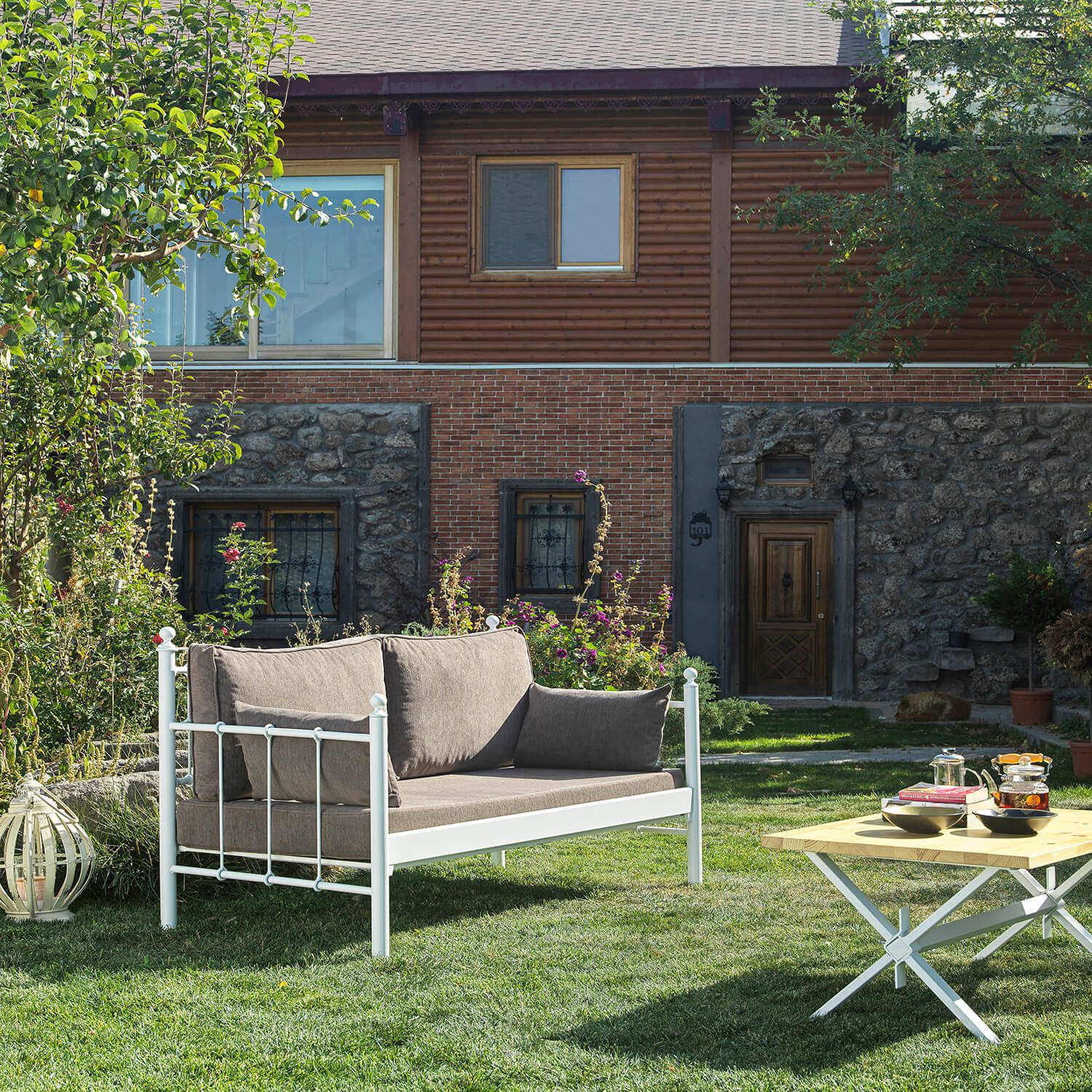 Puutarhasohva Linento Garden Lalas 2-istuttava valkoinen/ruskea