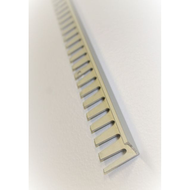 Ulkokulmalista/päätelista Euroshrink alumiini taivutettava 183a, 2.5m, eri vaihtoehtoja