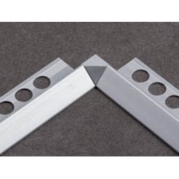 Sisäkulmapala Euroshrink 45 asteen ulkokulmalistaan alumiini i-145a, eri vaihtoehtoja