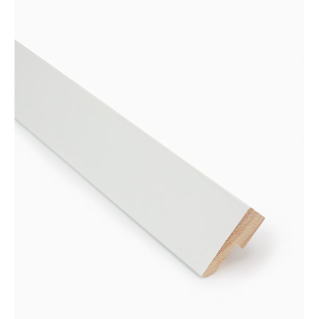 Jalkalista johtouralla Jokiwood 3200mm, valkoinen, eri kokoja