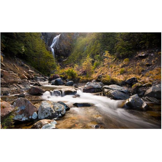 Kuvatapetti Artgeist Ohakune - Waterfalls in New Zealand 270x450cm