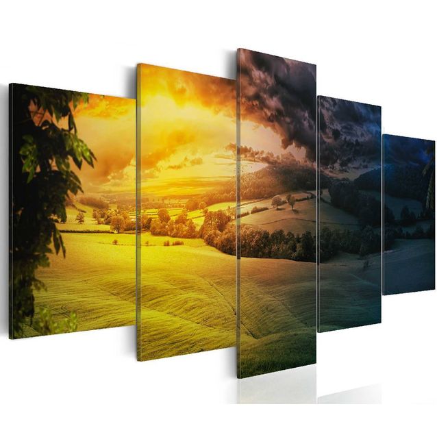 Taulu Artgeist Yön ja päivän välillä, eri kokoja