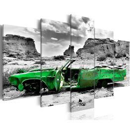 Canvas-taulu Artgeist Green retro car at Colorado Desert, eri kokoja