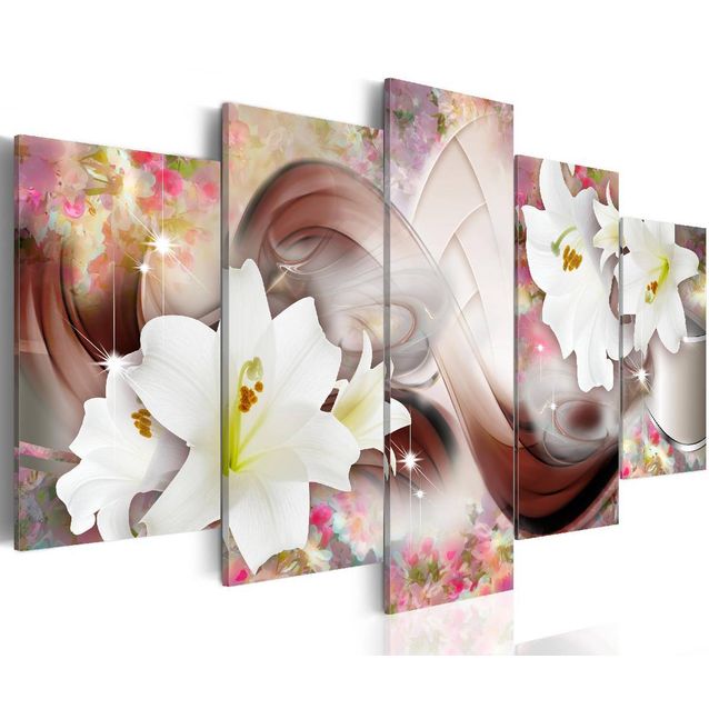 Taulu Artgeist Elvish Stories, eri kokoja