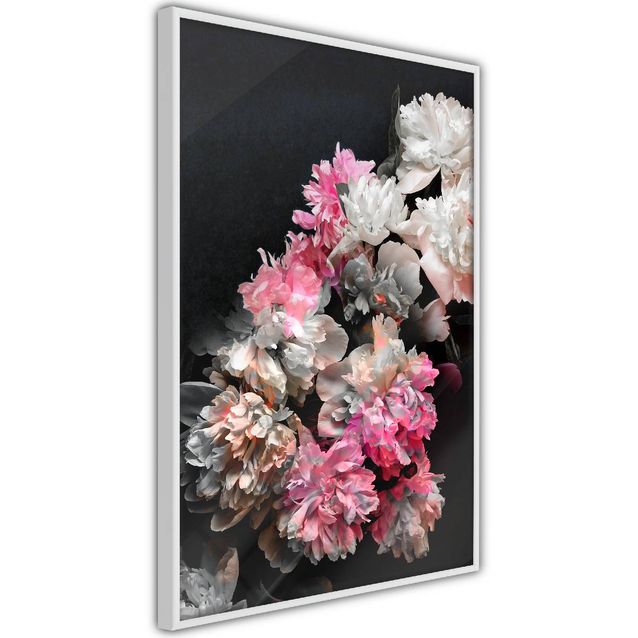 Juliste Artgeist Bouquet in the Dark kehyksillä eri kokoja