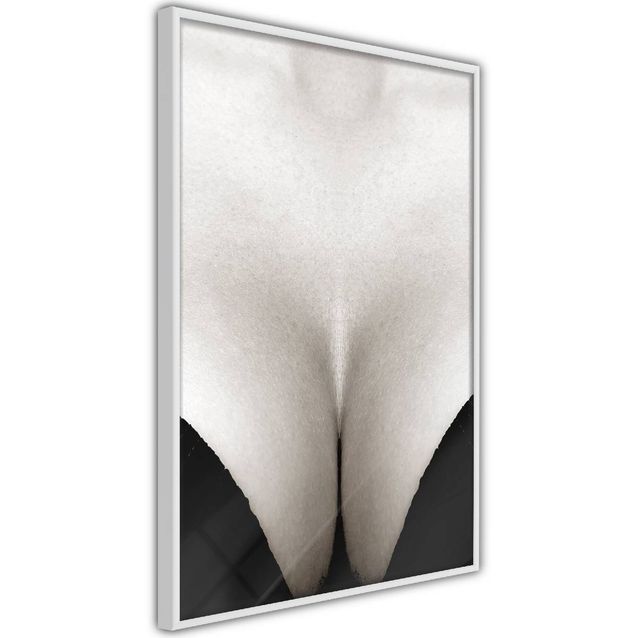 Juliste Artgeist Cleavage kehyksillä eri kokoja