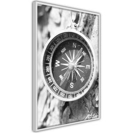 Juliste Artgeist Black and White Compass kehyksillä eri kokoja