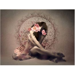 Kuvatapetti Artgeist Layla eri kokoja