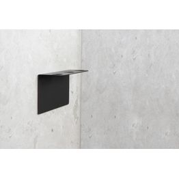 Saippuapumpun pidike Beslag Design Trippel Base, eri värejä