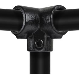 Kolmikulmaliitin Dione Mekano DIY-putkikalusteeseen