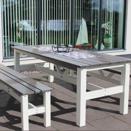 Ruokailuryhmä Eden Wood Viking, 6 henkilölle, 2 selkänojatonta penkkiä, harmaa/valkoinen