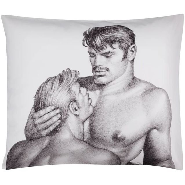 Satiinityynyliina Finlayson Tom of Finland Together, 50x60cm, musta/valkoinen
