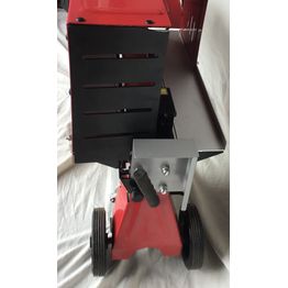 Sivuosan muovisuojus A Hawk halkomakoneeseen 370/4