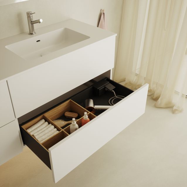 Kaksoispistorasia INR Plus Power Core XS 50, musta