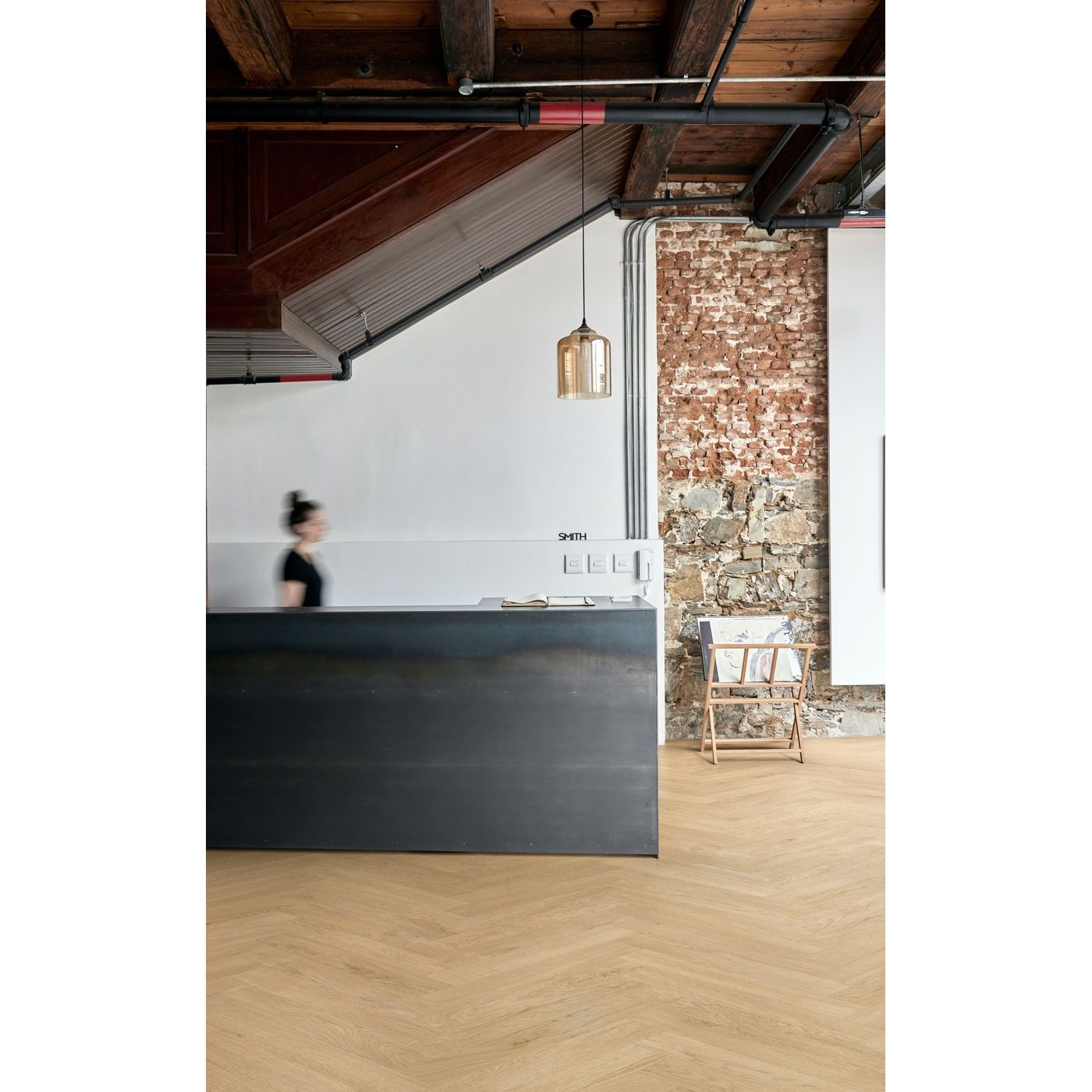 Kalanruotovinyyli Kährs Sensation Herringbone Vision, KL34, kosteudenkestävä, integroitu askeläänieriste