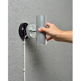 Asennuspohja Konstsmide pintakaapelointiin 449-750 musta