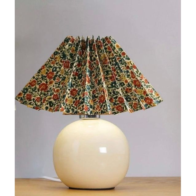 Pöytävalaisin Linento Lighting Laskos, ø10-22cm, E27, max. 40W, IP20