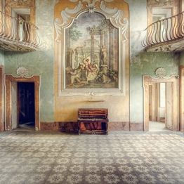 Mittatilaustapetti Rebel Walls Time Traveler (R15671)