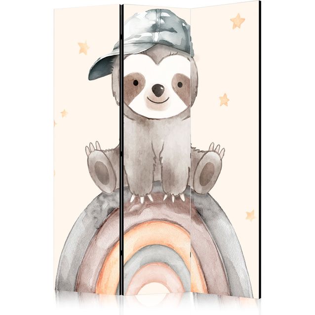 CONFIGURABLE PÄÄTUOTE - Sermi - Happy Sloth - Sloth in Muted Colors - Wearing a Cap - Sitting on a Rainbow Among the Stars 35092