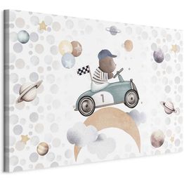 Taulu Artgeist Galactic Races - A Bear Participating in Car Races Among Planets Clouds and Stars in Pastel Hues, eri vaihtoehtoja