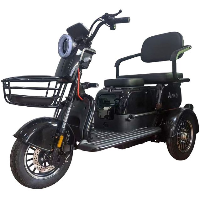 Senioriskootteri Arvo P250, Musta