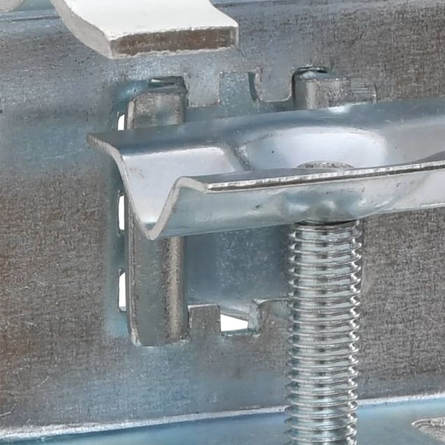 Aurinkovarjon kiinnikkeet parvekkeelle 2 kpl 32 mm teräs (03384)