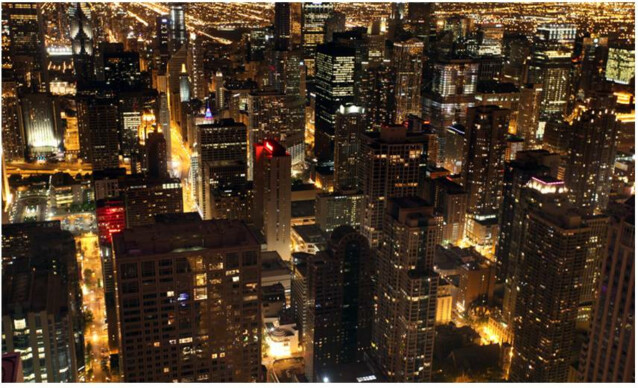 Kuvatapetti Artgeist Kaupungin yöllä - Chicago USA 270x450cm