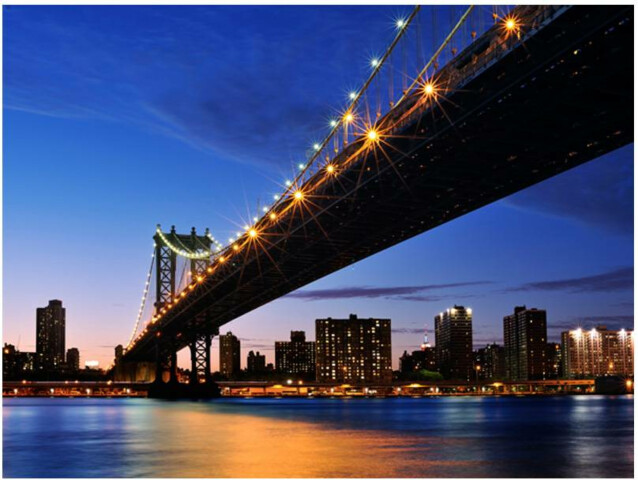Kuvatapetti Artgeist Manhattan Bridge yöllä eri kokoja