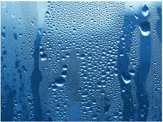 Kuvatapetti Artgeist Vesi putoaa - sininen lasi eri kokoja