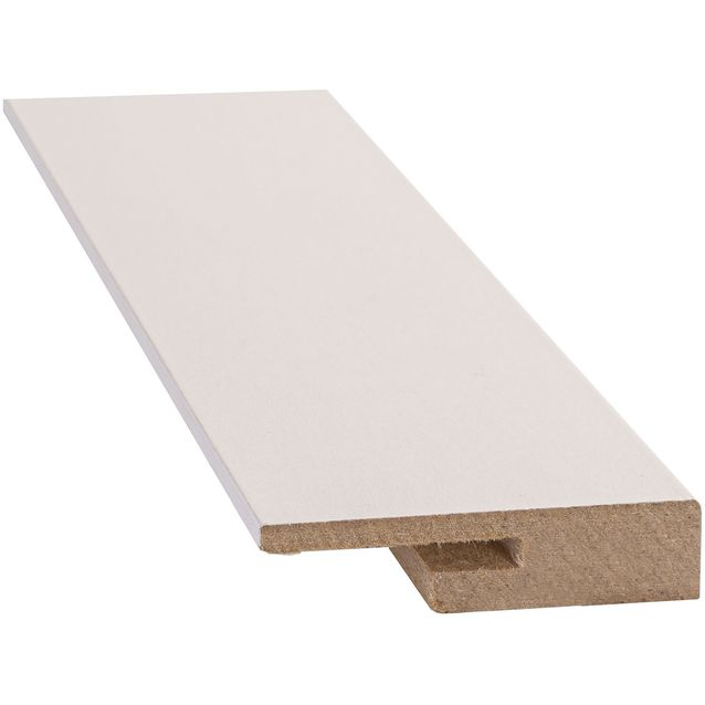 Jalkalista D2D R2 12x42x2400 mm MDF valkoinen