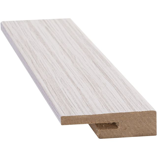 Jalkalista D2D R2 12x42x2400 mm MDF vaalea tammi