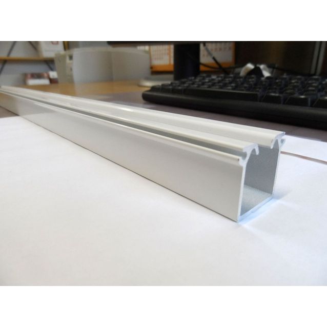 FP-taiteoven kannatinkisko alum. valk. 150cm