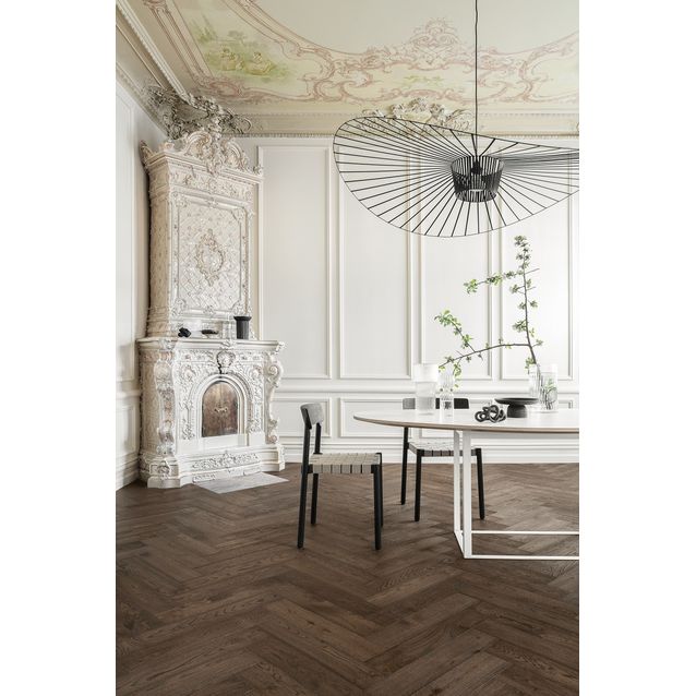 Kalanruotoparketti Tarkett Segno Tammi Old Brown tumma harjattu öljyvahattu oikea