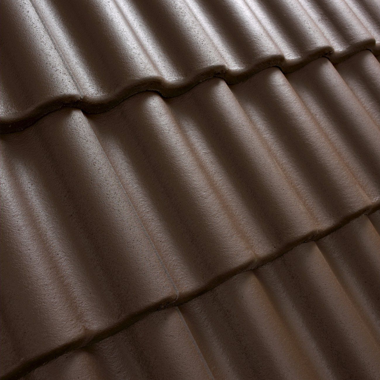 Kattotiili Benders Palema 2-kouruinen Pintakäsitelty Ruskea