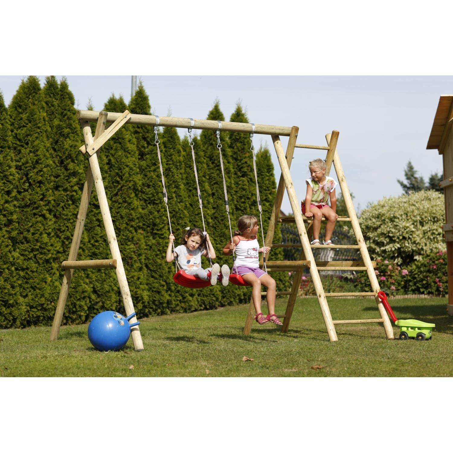 Keinuteline tikasosalla Nordic Play ei sis, keinuja