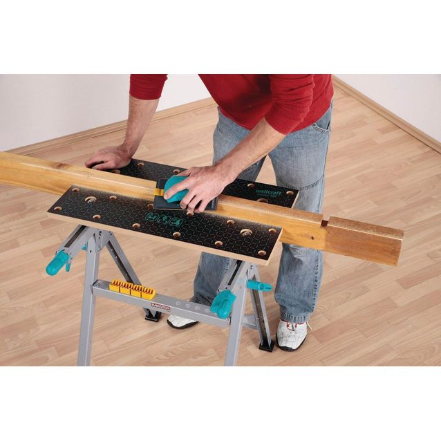 Kiinnitys- ja työpöytä MASTER 200