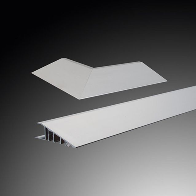 Korkean ramppilistan kulma 90° hopea laminaatille