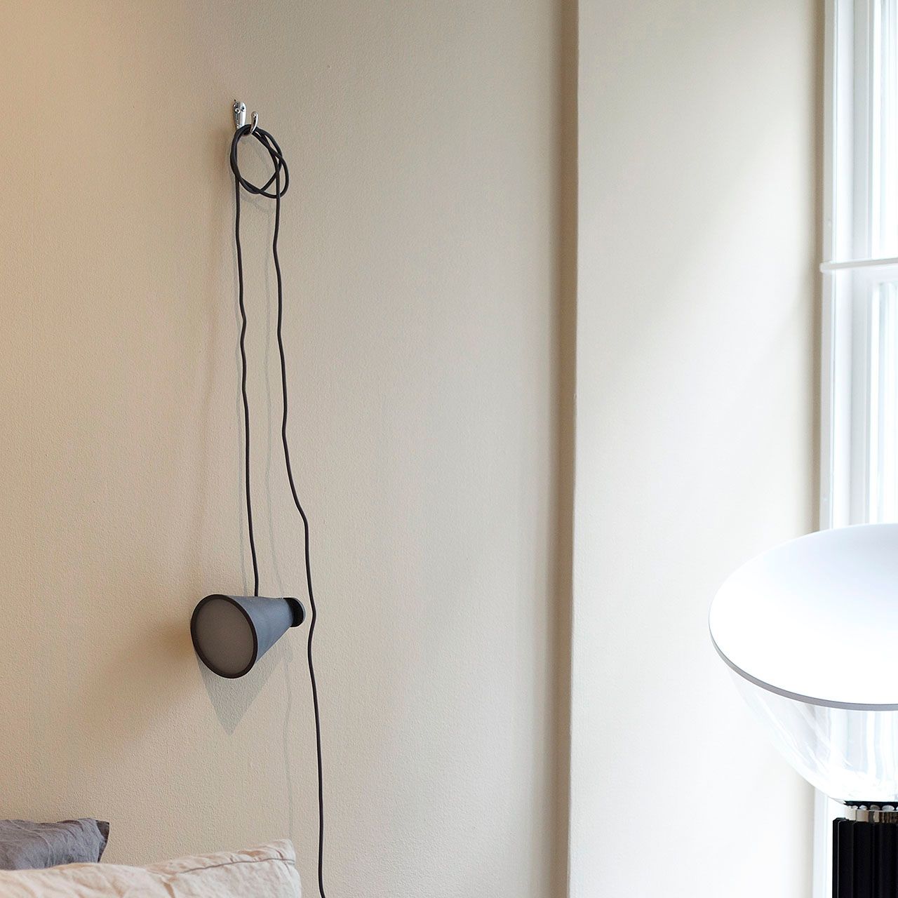 Koukku Beslag Design Viskan, kromi lisäkuva