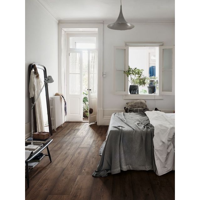 Laminaatti Pergo Living Expression Lillehammer 4V Mature Brown Oak 2.048 m²/pkt