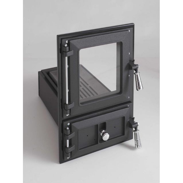 Lasillinen tulipesänluukku SVT 591 + arina ja tuhkalaatikko kromi