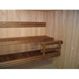 Laudepaketti suoralaude radiatamänty (laudepituus 1600-1890mm)