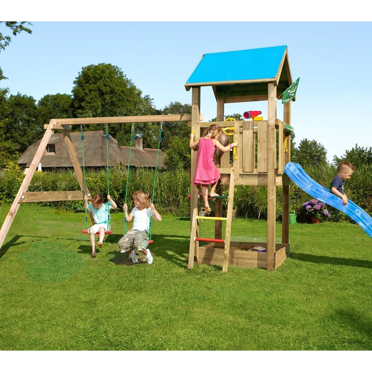 Leikkikeskus Jungle Gym Castle ja Swing Module X'tra sis. liukumäen